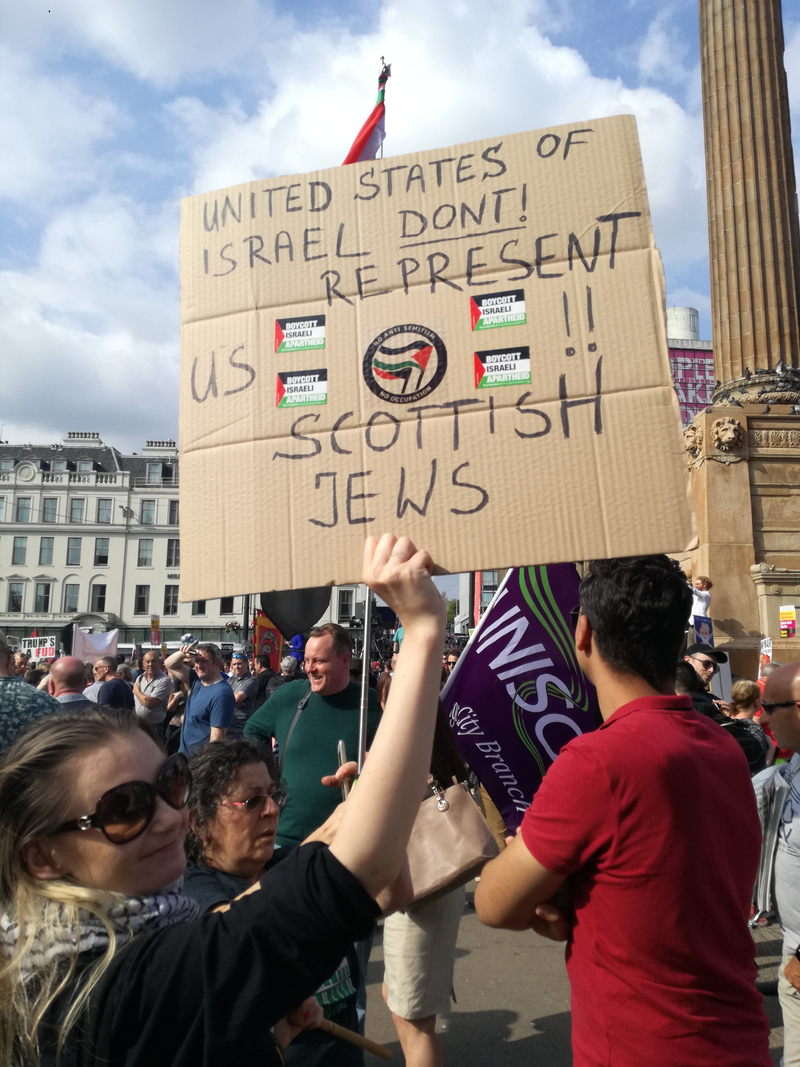 Illustration for article titled Scottish anti-Trump photo dump (long and comprehensive!)
